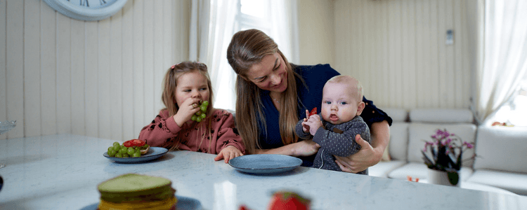 Gir du nok variasjon? Her er maten som dekker næringsbehovet til babyen