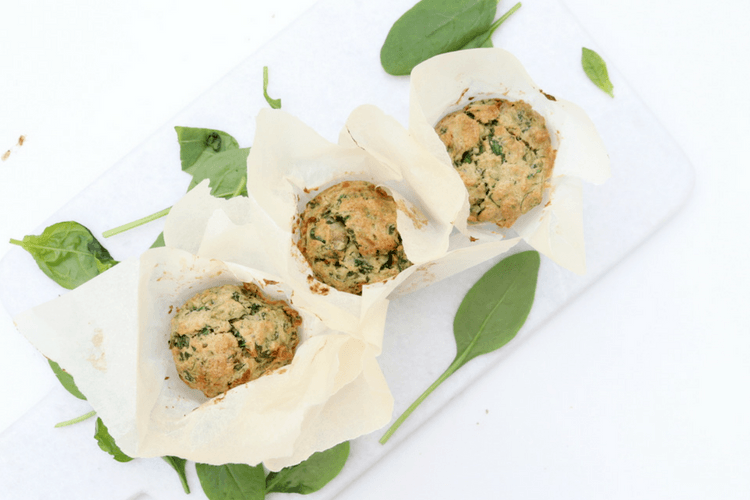 Matmuffins med fetaost og spinat - næringsrik mat i matboksen