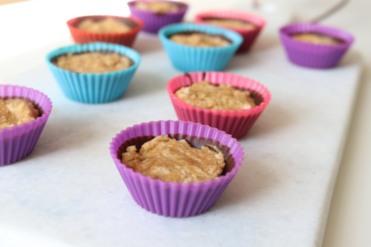 Peanut butter cups med 3 ingredienser - fra 1 år