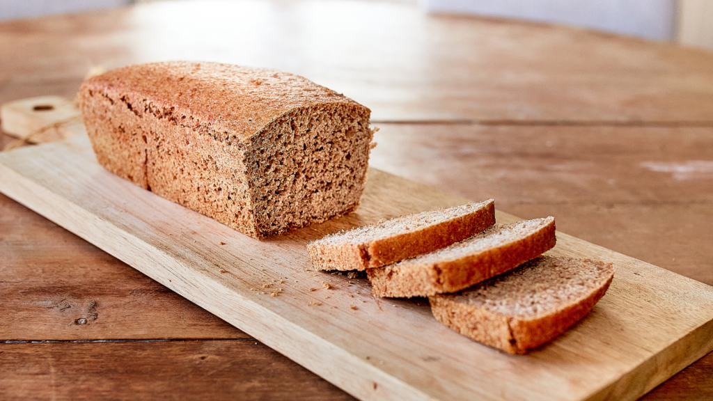 Brød - så mye sparer du på å lage hjemmelaget brød eller rundstykker